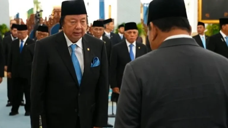 6abfa272de663-pengusaha-nasional-dato-sri-tahir-dilantik-jadi-wantimpres_gemini_1265_711