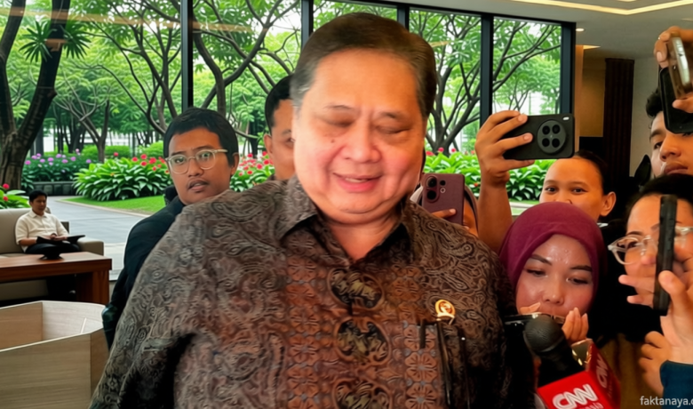 Latest Program: Airlangga: Penurunan Bunga PNM Mekaar Jadi 8 Persen Berlaku ke Seluruh Nasabah