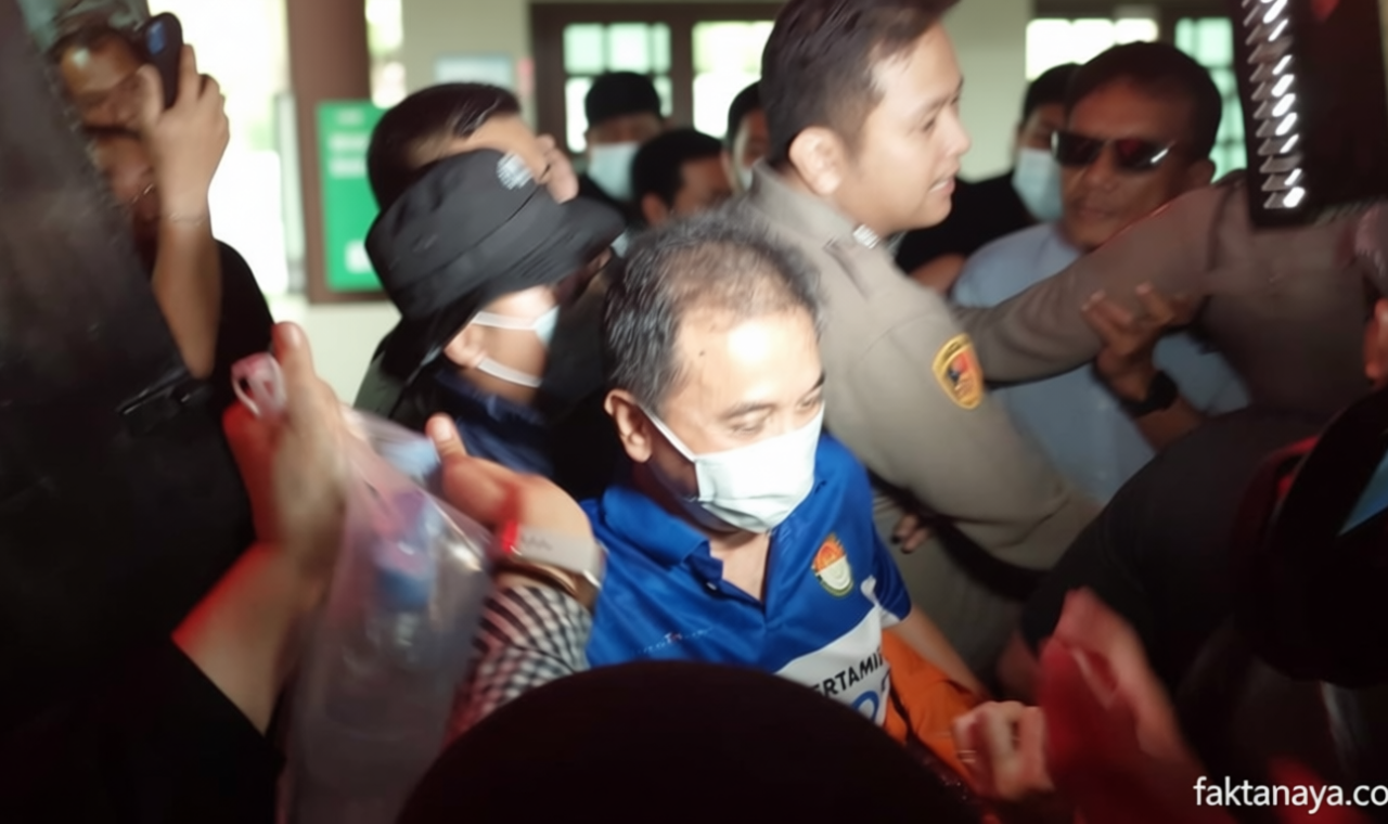 Important News: Babak Baru Kasus Ijazah Jokowi, Roy Suryo dan dr Tifa Diserahkan ke Kejari Jaksel Hari Ini