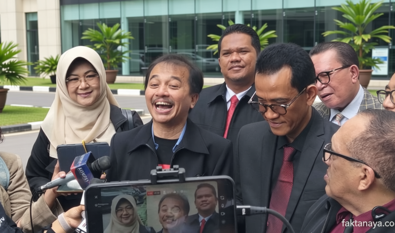 Latest Update: Roy Suryo dan Dokter Tifa Bakal Dibawa ke RS Polri Usai Ditangkap
