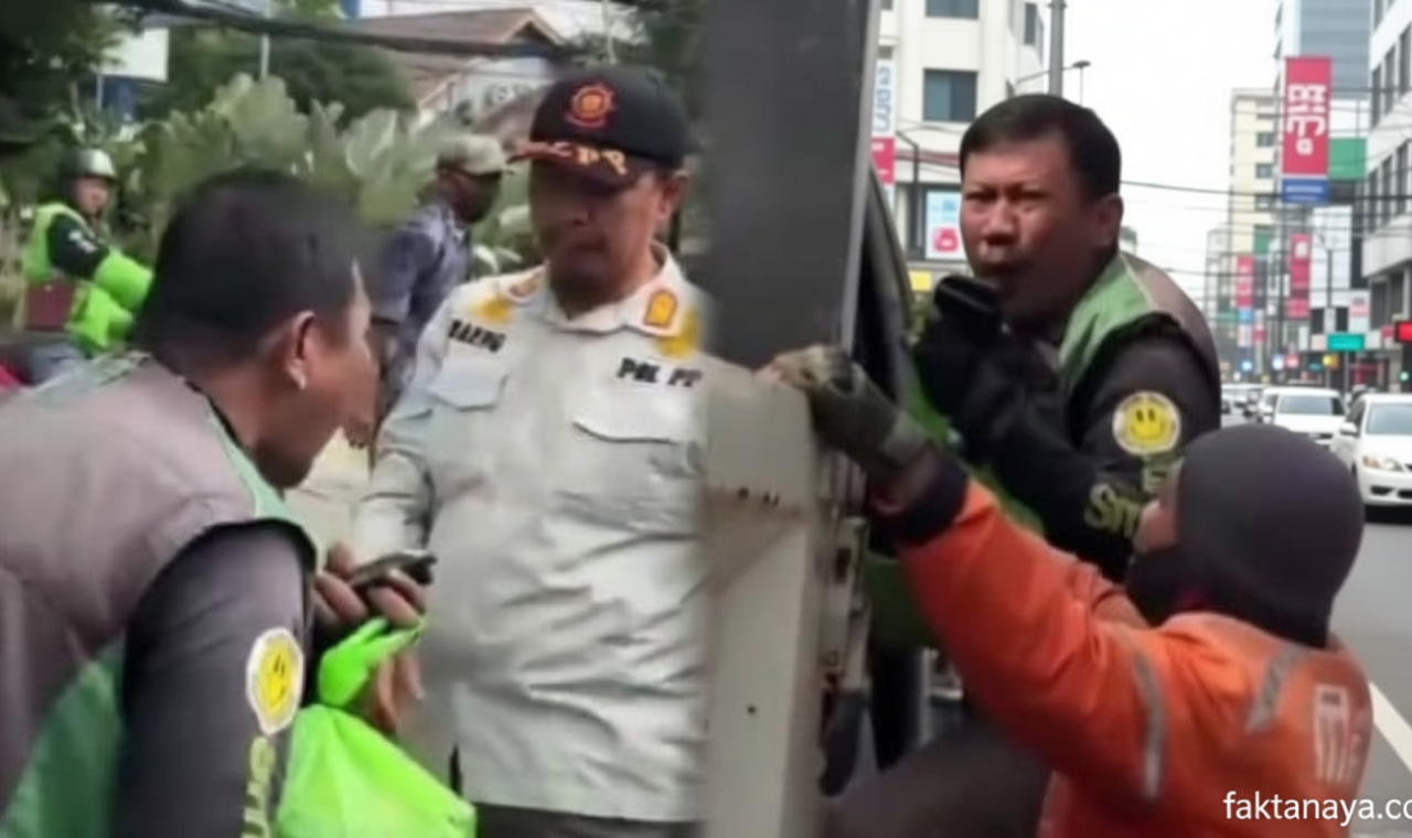 Historic Moment: Viral Ojol Menangis Saat Motornya Diangkut Dishub, Rano Karno Turun Tangan hingga Petugas Minta Maaf
