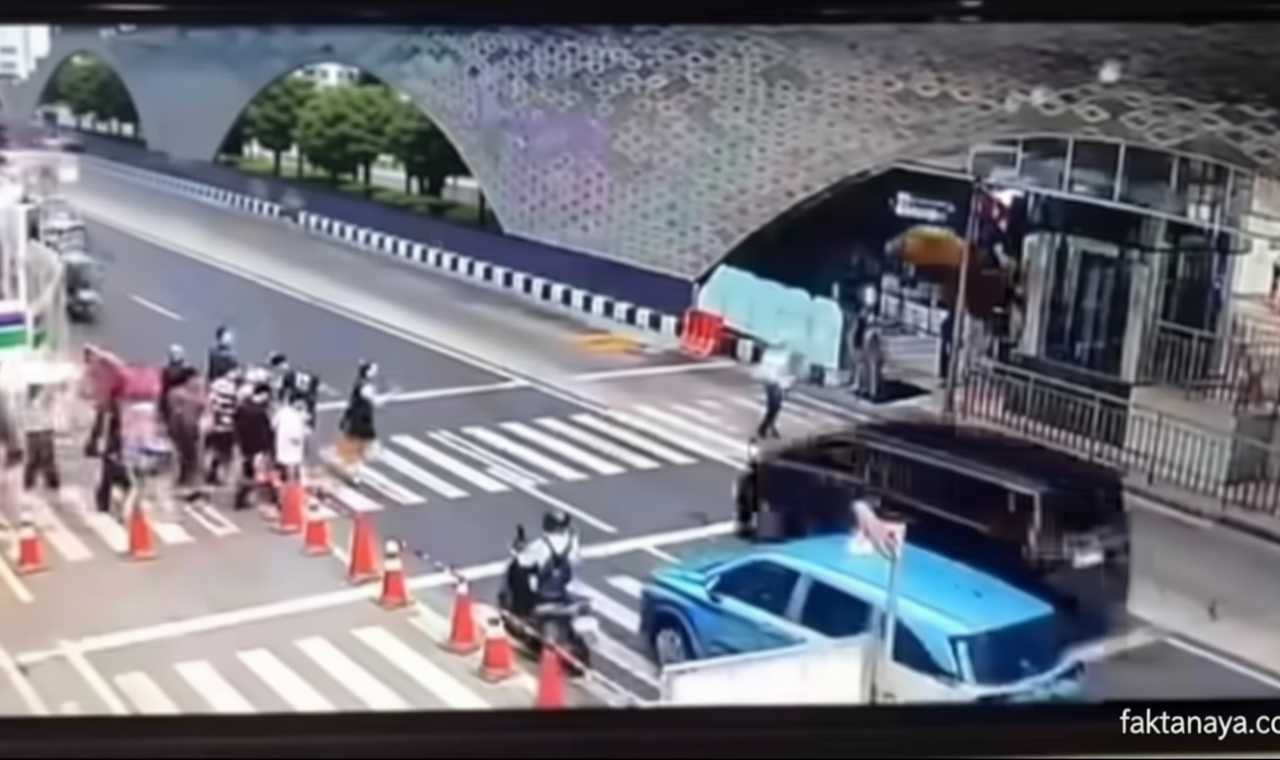 Satpam yang Tegur Alphard Terobos Lampu Merah Akhirnya Buka Suara, Polisi Selidiki Isu Dipaksa Sujud