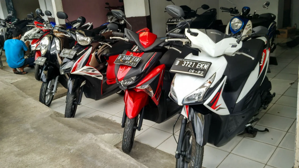 Terpopuler: Motor Bekas Bandel – Oli BBM Diesel B50, hingga Fungsi Tombol AC Mobil