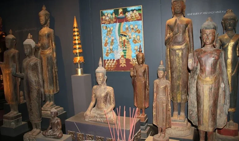 Announced: AS Kembalikan Dua Arca Perunggu Buddha Avalokiteshvara Hasil Curian ke Indonesia
