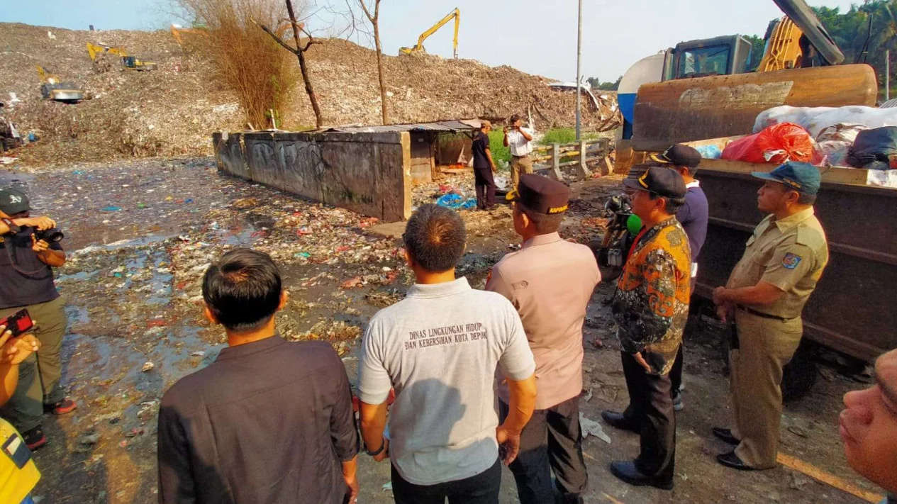 Kronologi Kebakaran Besar TPA Cipayung Depok – Api Muncul dari Satu Titik dan Penyebabnya Masih Misterius