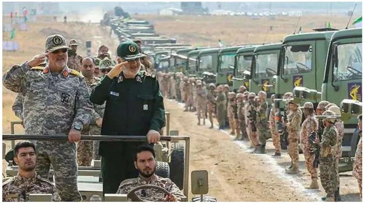 Historic Moment: Iran Bombardir Infrastruktur Logistik-Pengisian Bahan Bakar Kapal AS di Oman