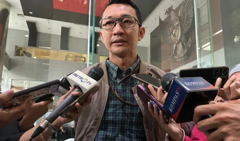 Important News: KPK Buka Peluang Periksa Menhut Raja Juli Terkait Amplop Bupati Kuansing