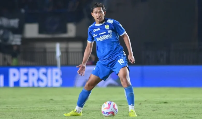 Solution For: Pemain Persib Adam Alis Singgung Statusnya di Era John Herdman, Masuk List Pemain tapi Tak Gabung TC Timnas Indonesia
