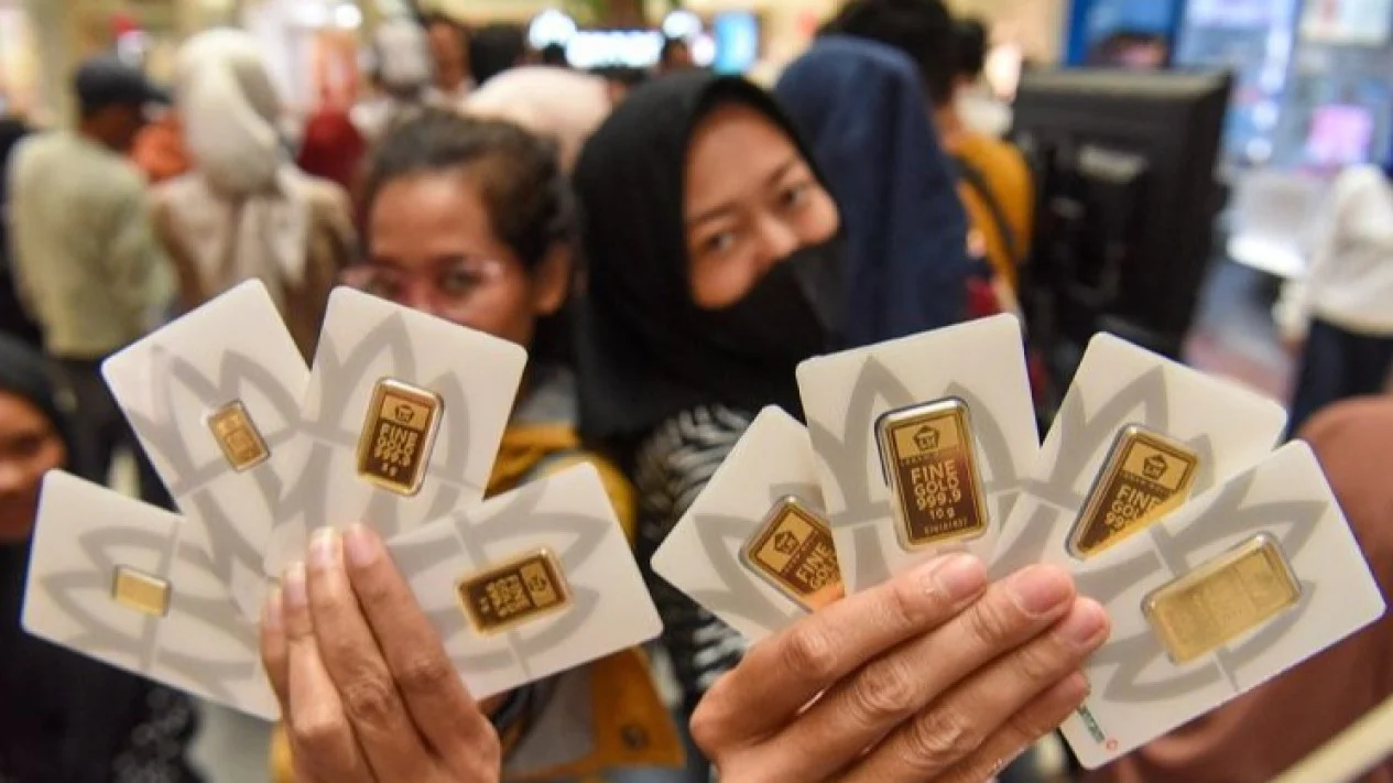 Key Strategy: Harga Emas Hari Ini 9 Juli Kompak Melemah, Antam hingga Pegadaian Turun Saat Emas Dunia Tertekan Konflik Timur Tengah