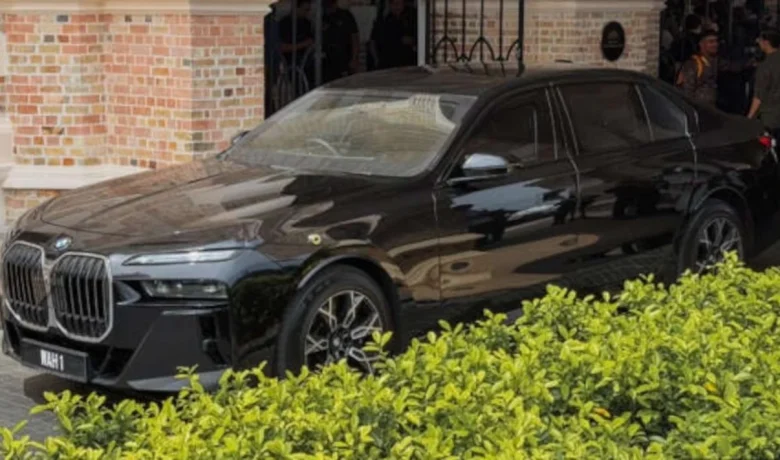 Perdana Menteri Malaysia Punya Mobil Dinas Baru