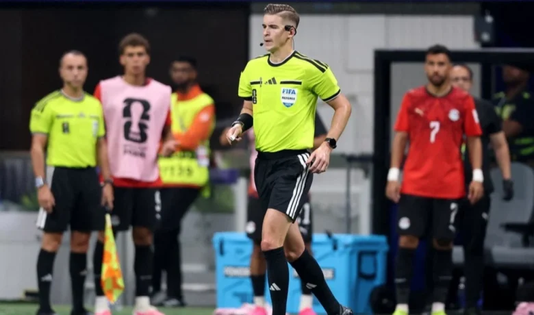 Termasuk Timnas Indonesia – Ini Daftar 4 Laga Kontroversial yang Pernah Dipimpin Wasit Francois Letexier