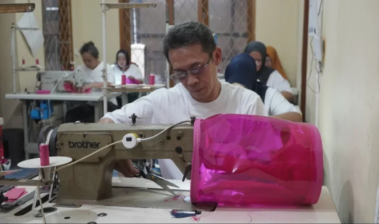 Important Visit: Tas Bright Gas Viral di Jakarta Fair 2026, UMKM Raup Cuan