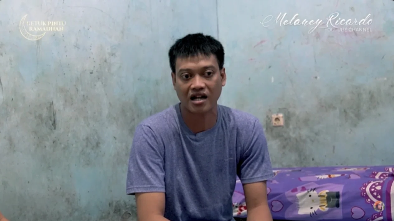 Posisinya Pernah Tak Tergoyahkan di Timnas Indonesia – Kurnia Meiga Kini Sambung Hidup Lewat Live TikTok