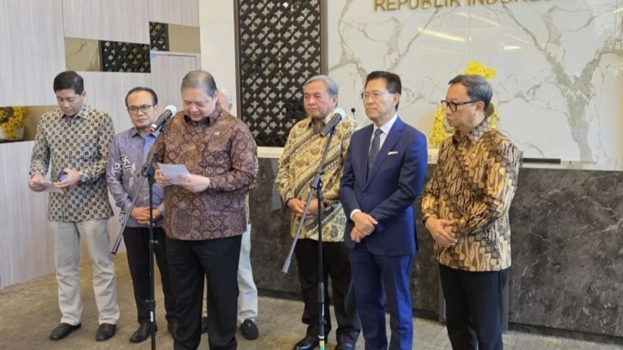 New Policy: Airlangga: Program B50 Bisa Hemat Devisa Rp177 Triliun, Indonesia Tak Lagi Impor Solar