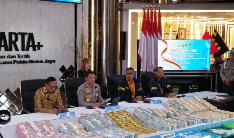 Announced: Polisi Isyaratkan Bakal Periksa Jampidsus Febrie Terkait 3 Kasus Korupsi