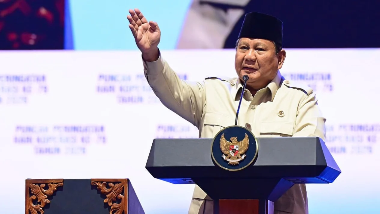 Solving Problems: Prabowo: Yang Merasa Indonesia Suram, Silakan Cari Negara Lain!