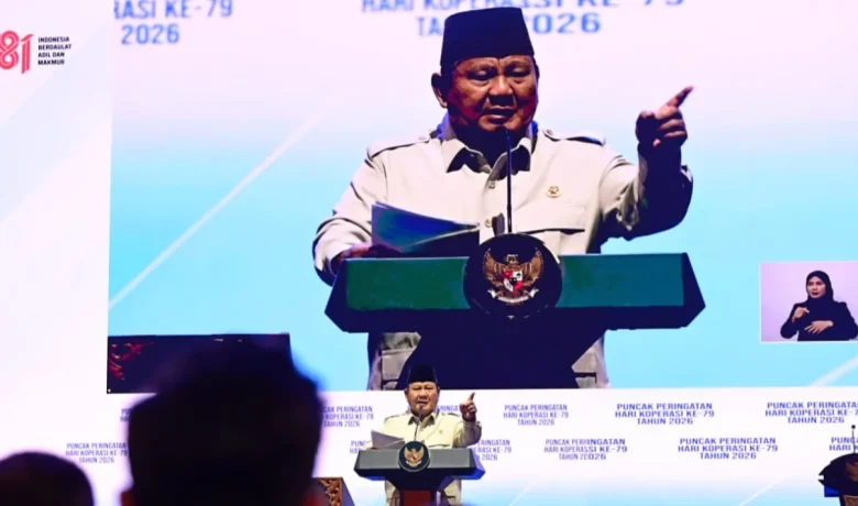 Important Visit: Prabowo: Tentara dan Polisi Butuh Gaji yang Baik Supaya Nggak Meras Rakyat