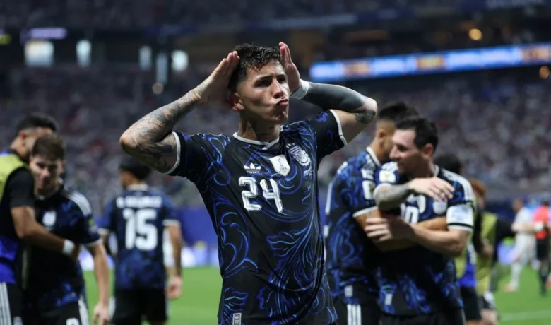 Topics Covered: Hasil Inggris Vs Argentina 1-2: Tim Tango Comeback Langsung Hancurkan Mimpi The Three Lions ke Final Piala Dunia 2026