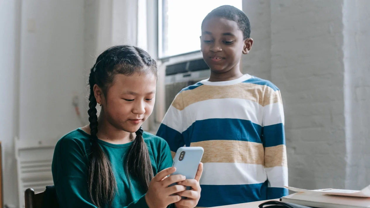 What Happened During: 5 HP Terbaik 2026 untuk Anak, Aman Digunakan Belajar hingga Hiburan yang Disematkan Fitur Keamanan Digital