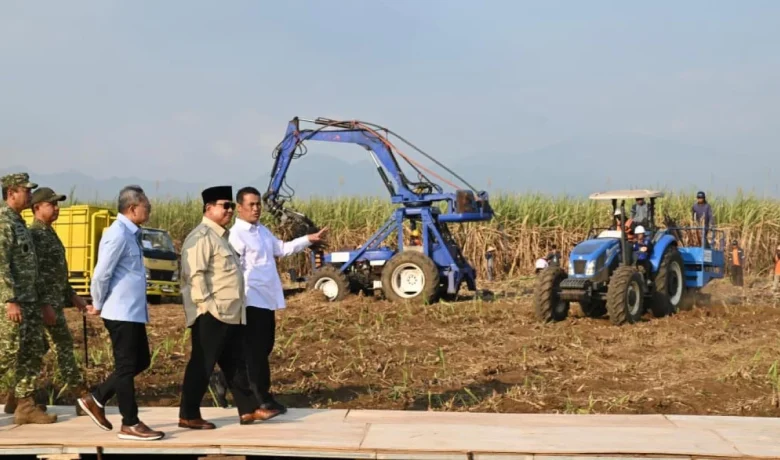 Facing Challenges: Hadiri Panen Raya TNI, Presiden Prabowo : Saya Bangga