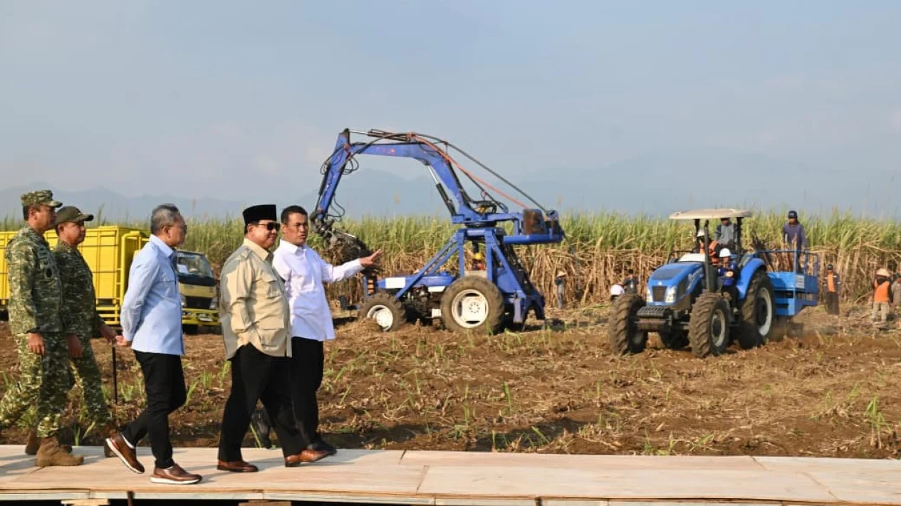 Facing Challenges: Hadiri Panen Raya TNI, Presiden Prabowo : Saya Bangga