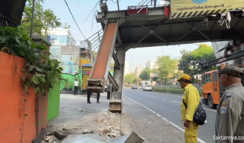 Key Discussion: Update Kemacetan Usai JPO Tendean Ditabrak Truk Crane, Antrean Mengular di Senopati hingga Rasuna Said