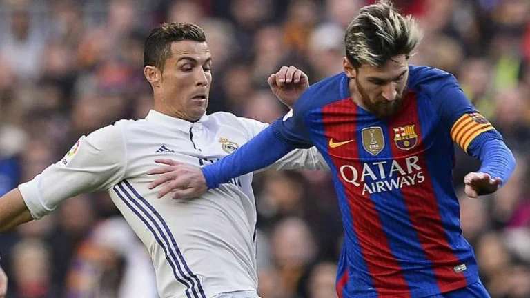 593bbacb1cafb-cristiano-ronaldo-kiri-dan-lionel-messi-kanan_1265_711