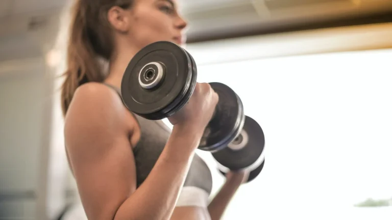 6316b7cec00cb-ilustrasi-olahraga-dumbbell_1265_711