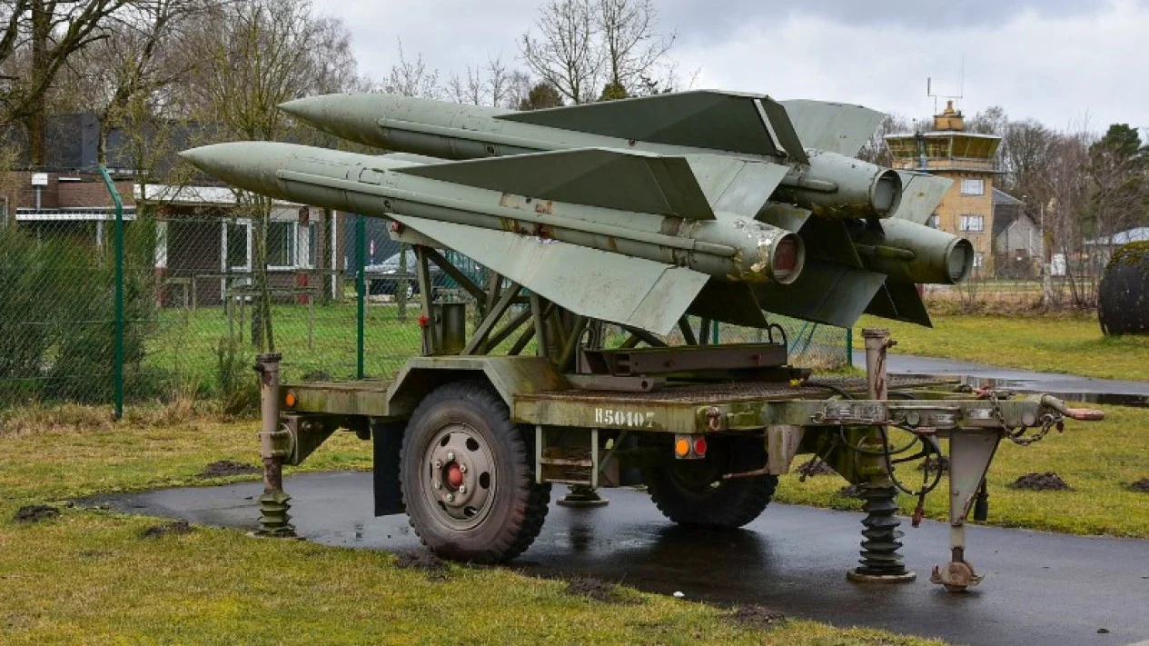 AS Mulai Kehabisan Rudal Pencegat, Jadi Alasan Trump Batal Serang Iran?