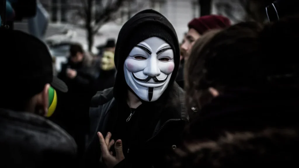 64111f980b77e-hacker_1265_711