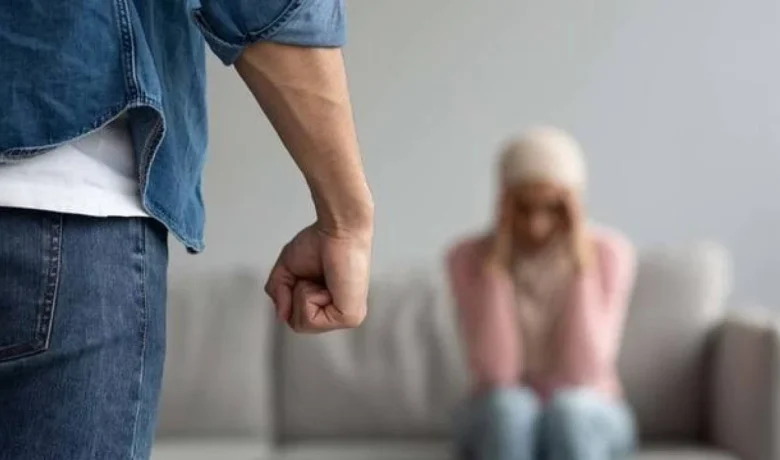 Aktris Sali Irsalina Diduga Dianiaya Pacar di Dalam Mobil, Mata Lebam hingga Hidung Berdarah