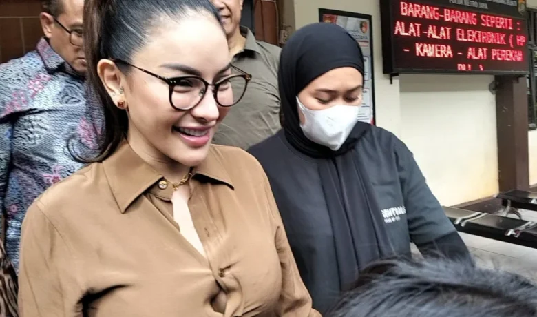 Setahun Dipenjara, Nikita Mirzani Akui Rindu Kehidupan Mewah: Biasanya Jam Segini Aku di Mall