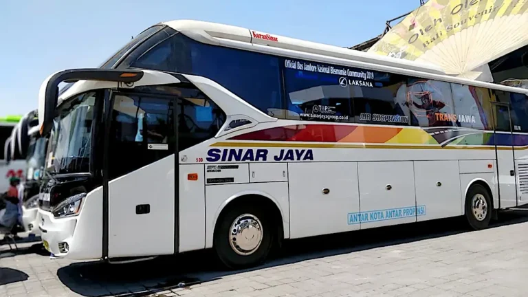 690c272b72526-bus-akap-sinar-jaya_1265_711