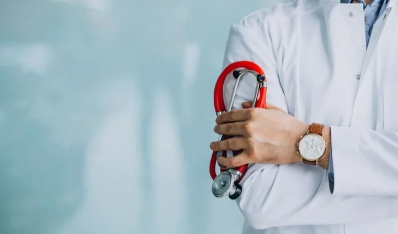 Teknologi Makin Masuk ke Dunia Kesehatan, Apakah Dokter Akan Tergantikan?