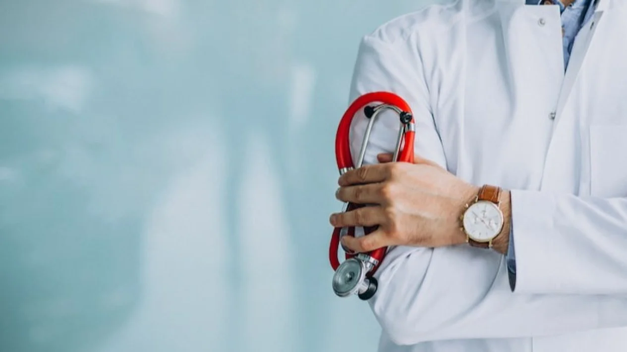 Teknologi Makin Masuk ke Dunia Kesehatan, Apakah Dokter Akan Tergantikan?
