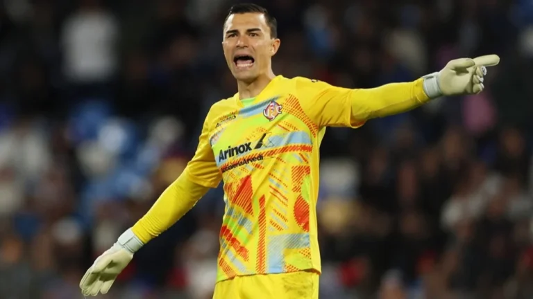 6a21094e77718-kiper-timnas-indonesia-emil-audero-di-cremonese_gemini_1265_711