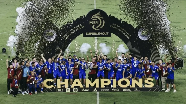 6a4b3f227719e-persib-bandung-saat-juara-super-league-20252026_gemini_1265_711