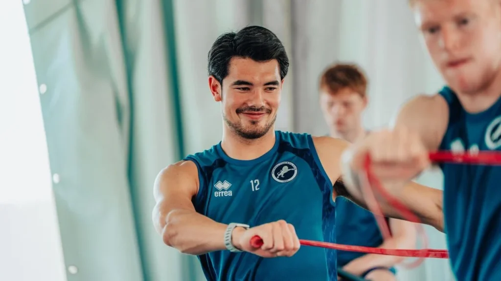 6a59ea906aeef-elkan-baggott_gemini_1265_711