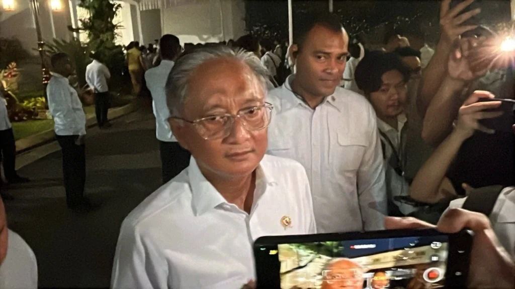 6a5e52cf361a3-menteri-pekerjaan-umum-pu-dody-hanggodo-di-kompleks-istana-kepresidenan_gemini_1265_711