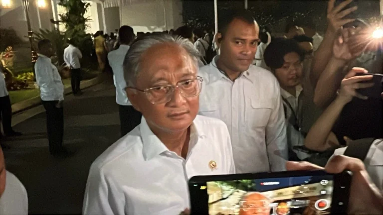 6a5e52cf361a3-menteri-pekerjaan-umum-pu-dody-hanggodo-di-kompleks-istana-kepresidenan_gemini_1265_711
