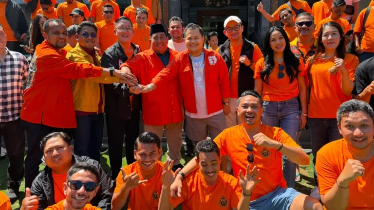 6a786813d1d77-ketua-dpp-partai-golkar-said-aldi-menggelar-pertemuan-dengan-barisan-muda-kosgoro-1957-bmk-57_gemini_1265_711