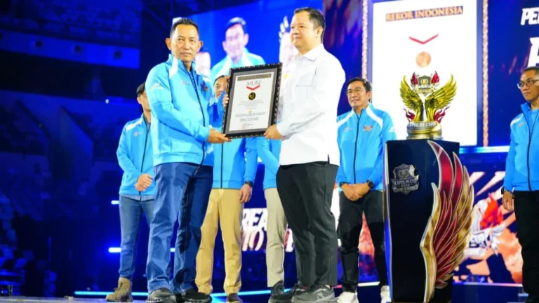 6a78ace8b4674-e-sports-kapolri-cup-2026-pecahkan-3-rekor-muri_gemini_1265_711
