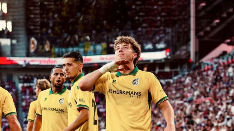 6a7922bfb87d5-selebrasi-fortuna-sittard-ole-romeny-usai-cetak-gol-ke-gawang-psv-eindhoven_gemini_1265_711