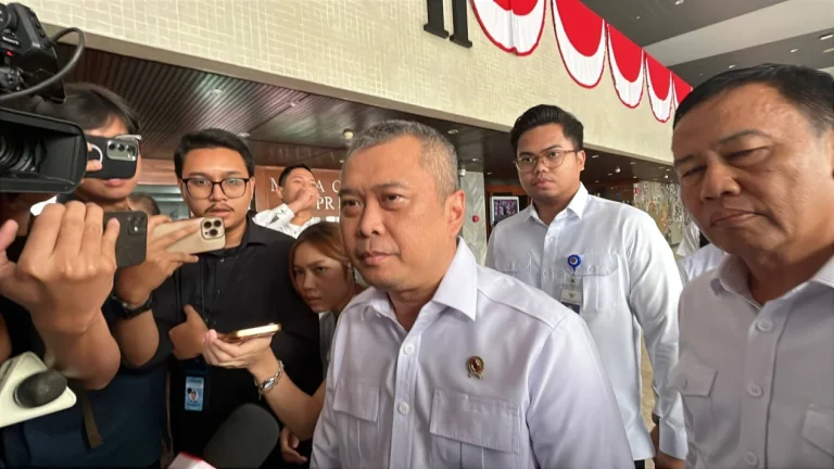 6a79b5686dea5-menteri-perhubungan-menhub-dudy-purwagandhi-di-kompleks-parlemen-senayan-jakarta-pusat_gemini_1265_711