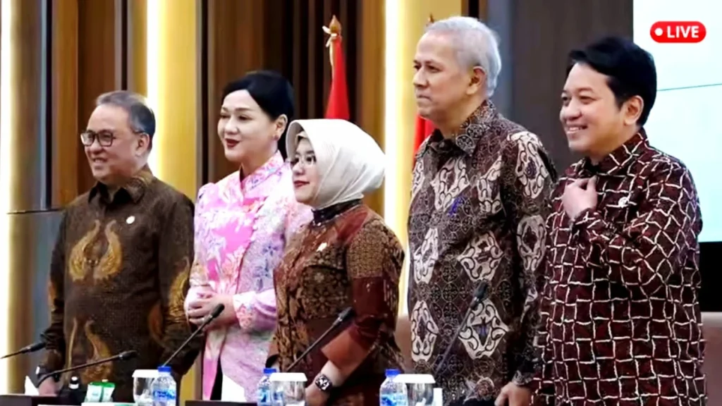 6a79b5da835af-konferensi-pers-hasil-survei-nasional-literasi-dan-inklusi-keuangan-snlik-2026_gemini_1265_711