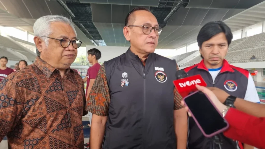 6a7a958205fda-wakil-chef-de-mission-cdm-tim-indonesia-untuk-asian-games-2026-harry-warganegara-tengah_gemini_1265_711