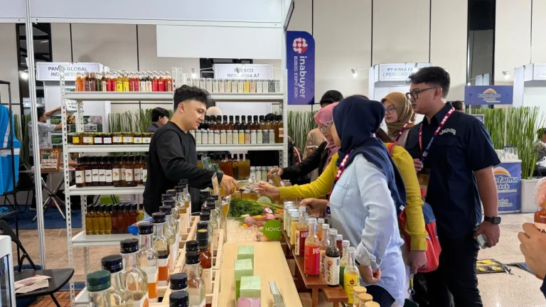 6a7c98f03198f-umkm-binaan-pertamina-tembus-omzet-rp857-miliar-pameran-jadi-jalan-buka-pasar-baru_gemini_1265_711