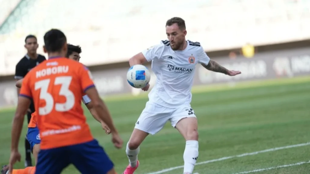 6a7ded082ffb1-pemain-persija-stjepan-loncar_gemini_1265_711