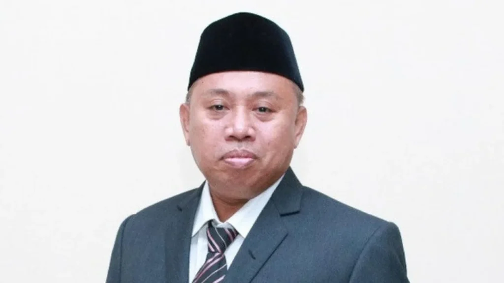 6a87c1d9139cc-profil-rektor-unsoed-akhmad-sodiq-yang-terjaring-ott-kpk-akademisi-peternakan-lulusan-jerman_gemini_1265_711