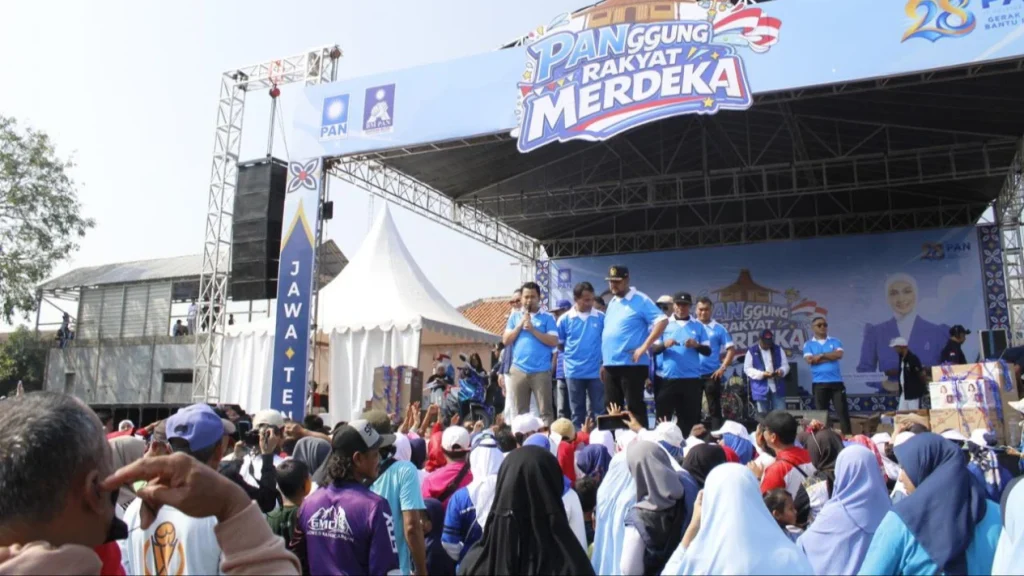 6a8963f2174b5-pan-gelar-panggung-rakyat-merdeka-di-kendal_gemini_1265_711